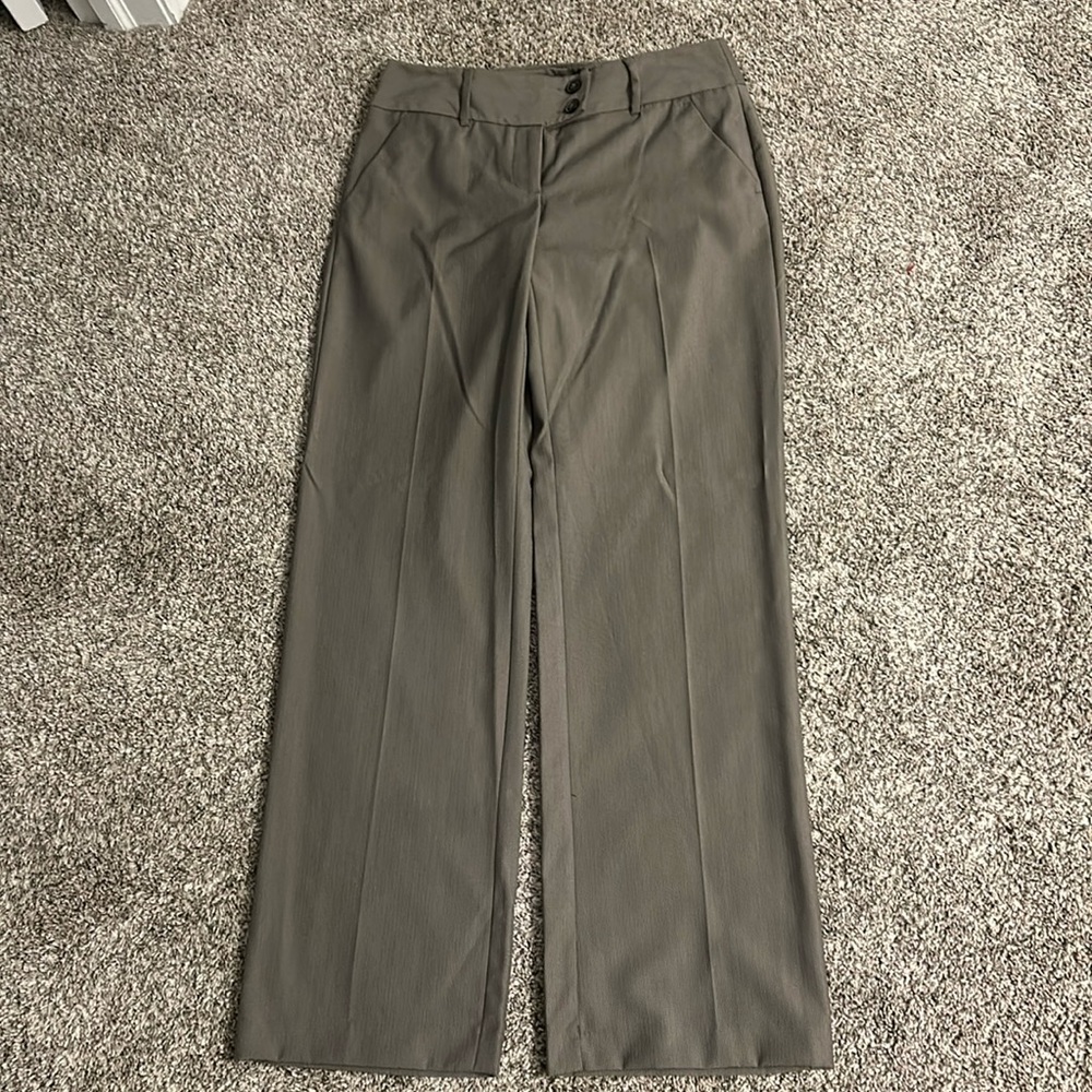 Apt. 9 tan pants Sz 6
